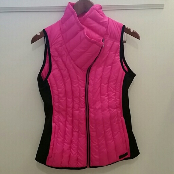 Kensie Performance Pink Down Vest Size Med…